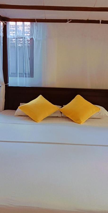 Shady Edge Hotel Unawatuna Bagian luar foto